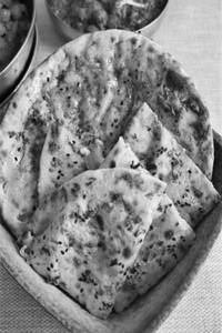 Chicken Keema Naan