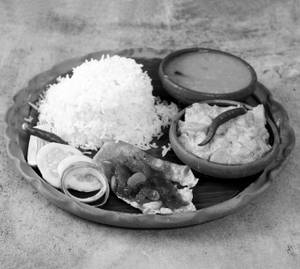 Rice Dal And Alo Posto Combo