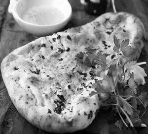 Cheese Garlic Naan