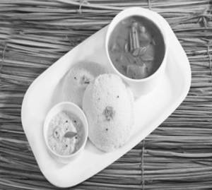 Idli Sambhar (2 Piece)