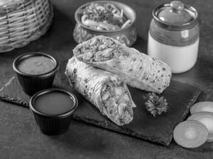 Chicken Hazari Tikka Roll