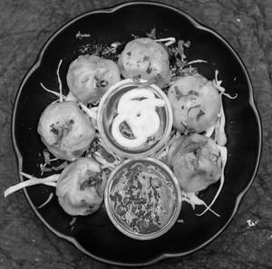 Steam Momos (6 Pcs)