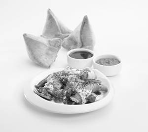Samosa Chaat With Chhole 