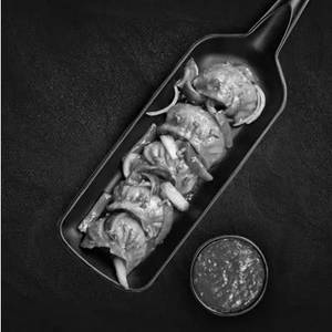 Fried Chicken Momo's - 5 pc's
