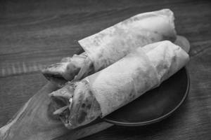 Double Egg Roll (2 Pcs)