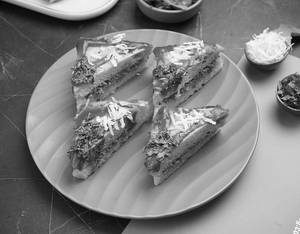 Dhokla Sandwich (5 Pcs).