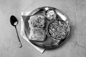 Butter Fry Misal Pav