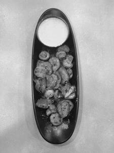 Tandoori Mushroom [12 Pieces]