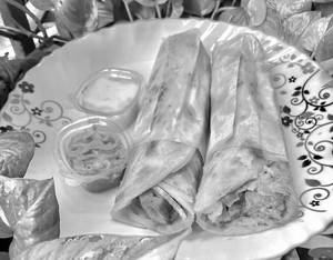 Chicken With Paneer Roll