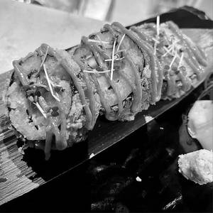 Salmon Tempura Roll