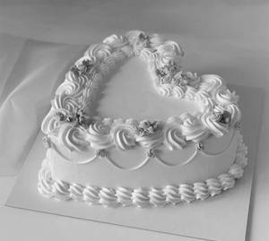 Heart anniversary cake