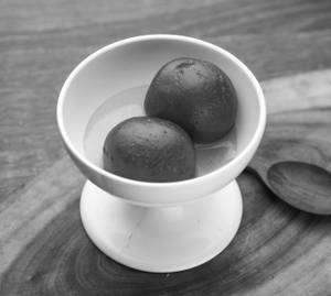 Gulab Jamun 
