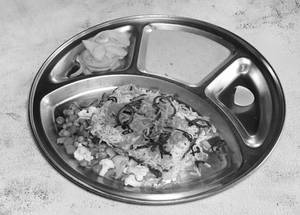 Veg Biriyani ( 400-500gms Approx.)