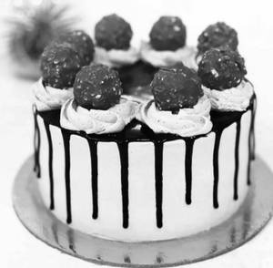 Ferrero Rocher Cake [1 Kg]