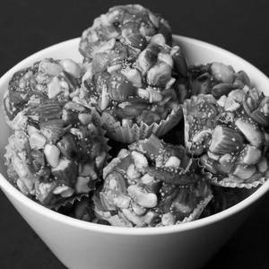 Dry Fruit Laddu[4 Piece]
