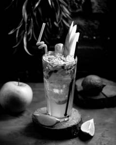 Green Apple Mojito