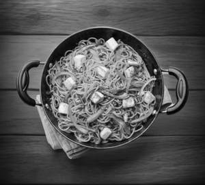Schezwan Mixed Noodles