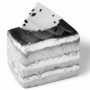 Black Currant Cake (1pc)