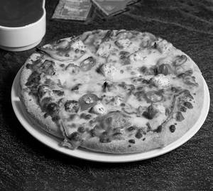 Makhani Pizza