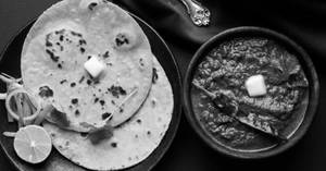 Sarso Ka Saag  With 2 Makke Ki Roti