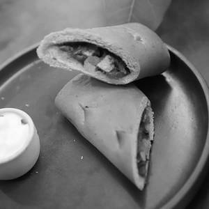 Paneer Punjabi Baked Roll