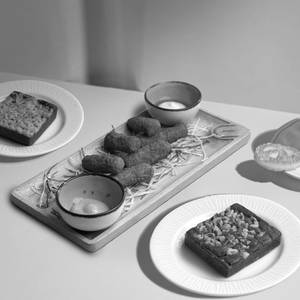 Paneer Fingers And Brownie