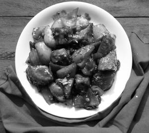 Chilli Paneer Dry [8 Pieces]