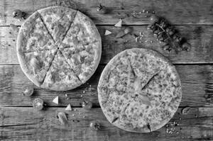 2xchese Paneer  Pizza (small)