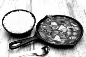 Black Peppered Stir Fry With Steam Rice
