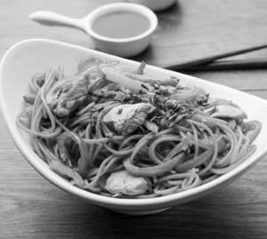 Chicken Hakka Noodles