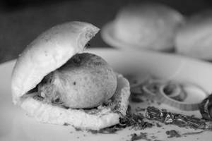 Vada Pav ( 1 Pc)