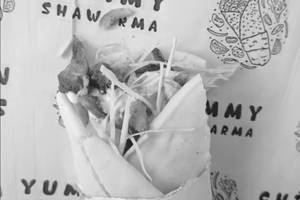 Chicken shawarma with salad