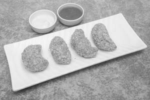 Chicken kurkure momos
