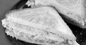 Tandoori Mayo Bread Omelette