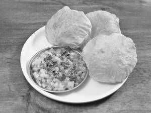 Sukhi Bhaji Puri                           