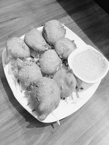 Aloo Pyaaz Pakora (8pcs)