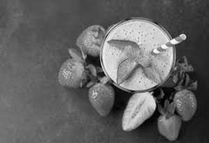 Strawberry Shakes (Seasonal)