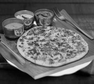 Onion Uttapam