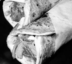 Single Egg Paneer Roll