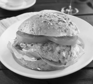 Tandoori chicken burger