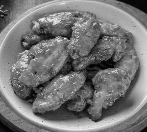 Chicken Wings Chilli (12 Pcs) 