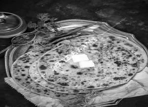 Gobhi/Aloo Parantha