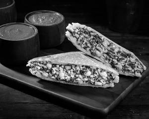 Jain Spinach Corn Toast