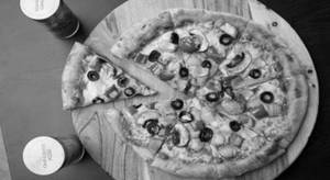 8" Barbeque Paneer Pizza Medium