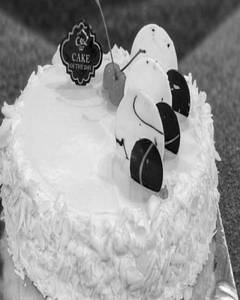 Dream Girl Eggless Cake