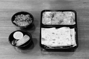 Kadai Paneer With Roti / Naan (combo)