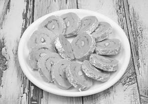 Kaju Kesar Cake 