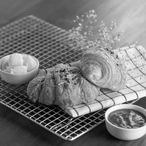 Cheese Paprika Croissants  (2 Pcs)