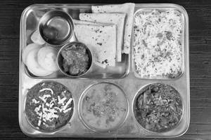 Veg Deluxe Thali