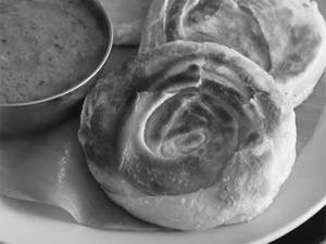 2 Poricha Bun Parotta With Mutton Gravy
